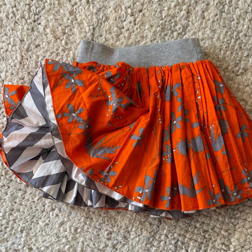 Reversible girls skirt